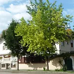 Eden Aparthotel 4*