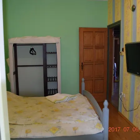 Eden Aparthotel